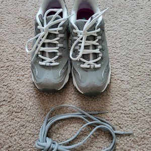 Skechers Sneakers DLites Air-Cooled Memory Foam Insole Women’s Size 8.5 Grey